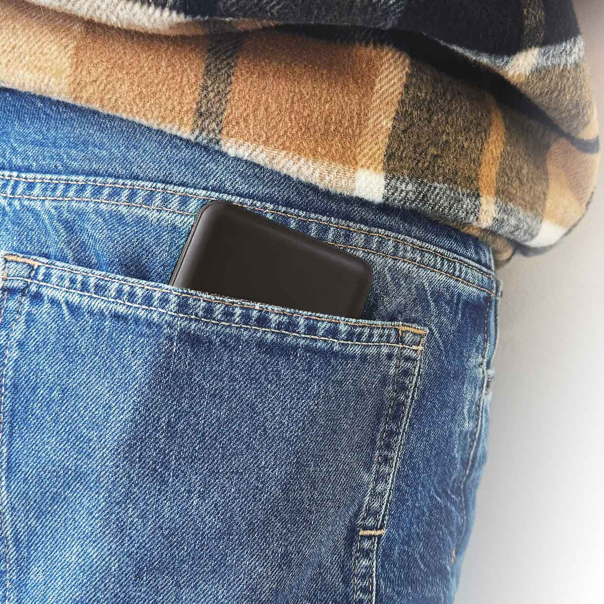 Laser 5000mAh Powerbank Charcoal