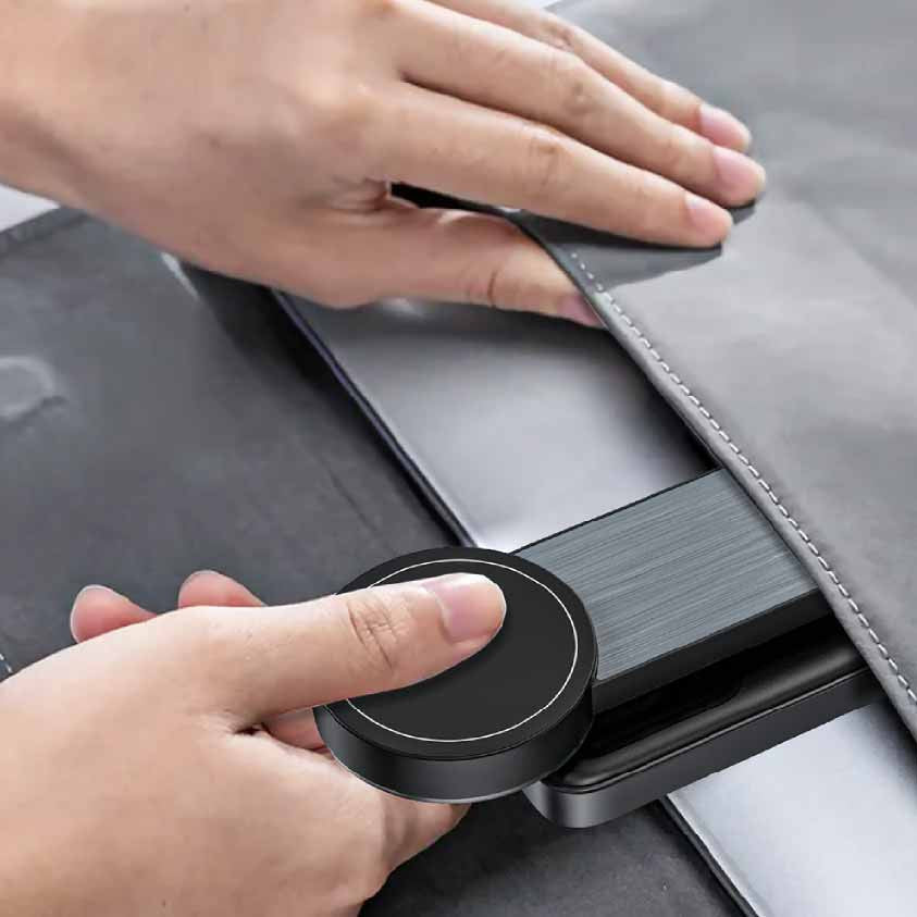 Laser ChargeCore Foldable 3 in 1 MagSafe Charger