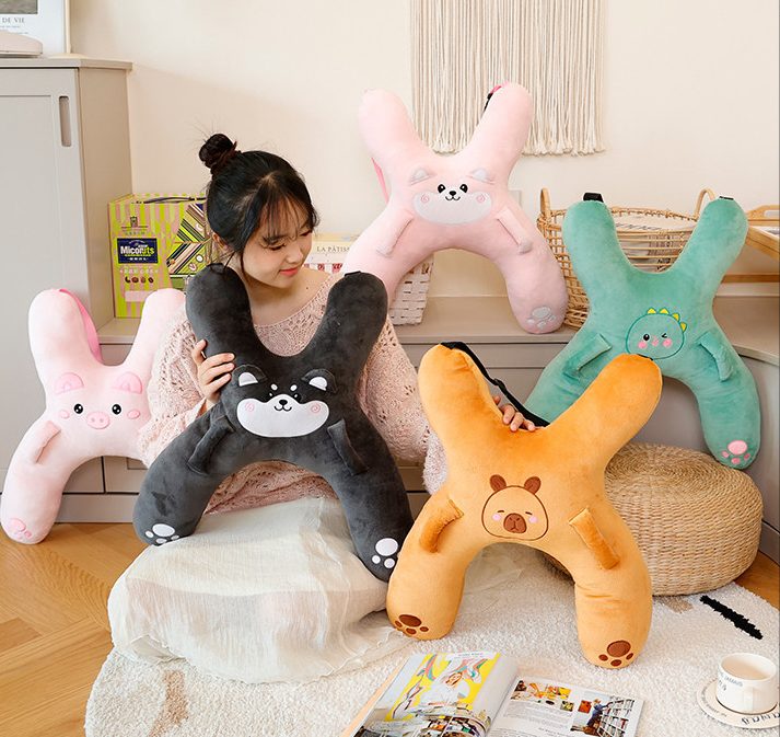 Christmas gift for kids-Kids Travel Pillow, Ergonomic Plush Support for Car Rides, Comfortable Sleep Companion for Children（pink pig）