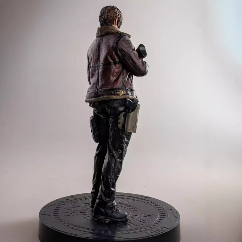 Resident Evil Leon Scott Kennedy Figure Game Model Statue Toy 33cm