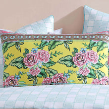 Load image into Gallery viewer, Logan and Mason Clover Spring Quilt Cover Set Queen
