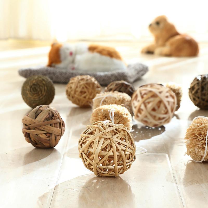 4/5PCS Pet Balls Rabbit Toys Bunny Straw Rattan Woven Chewing Ball Biting Toys - 4PCS