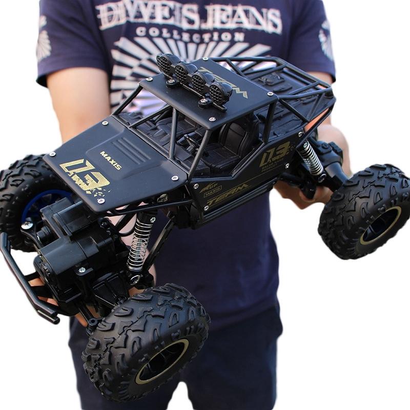 Off-road Climbing Car with 2.4ghz Remote Control and Double Motors - Silver
