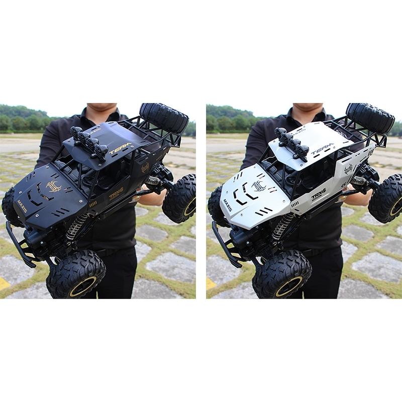 Off-road Climbing Car with 2.4ghz Remote Control and Double Motors - Black