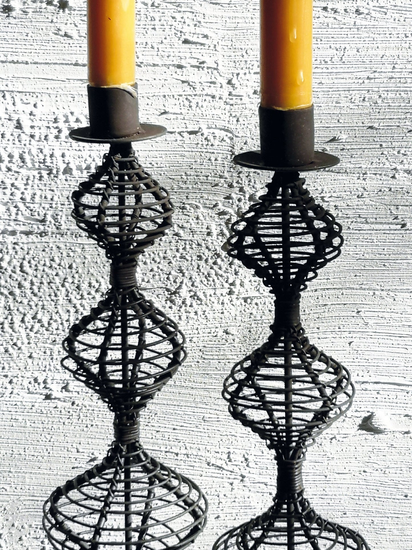 casa-verde-wire-candlestick-dakar-antique-rust-30cm