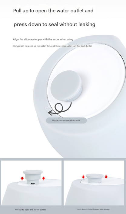 Grey Portable Pet Dog Water Bottle 550ml - Foldable Food-Grade Silicone Travel Drinker with Leak-Proof Dispenser